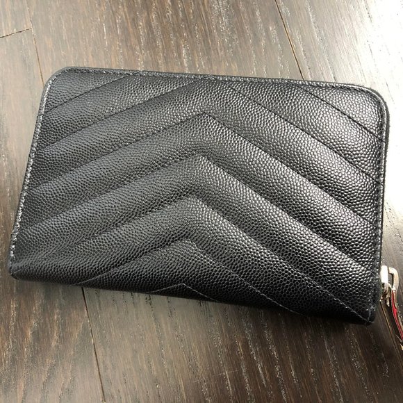 authentic SAINT LAURENT Black Wallet - Picture 5 of 7